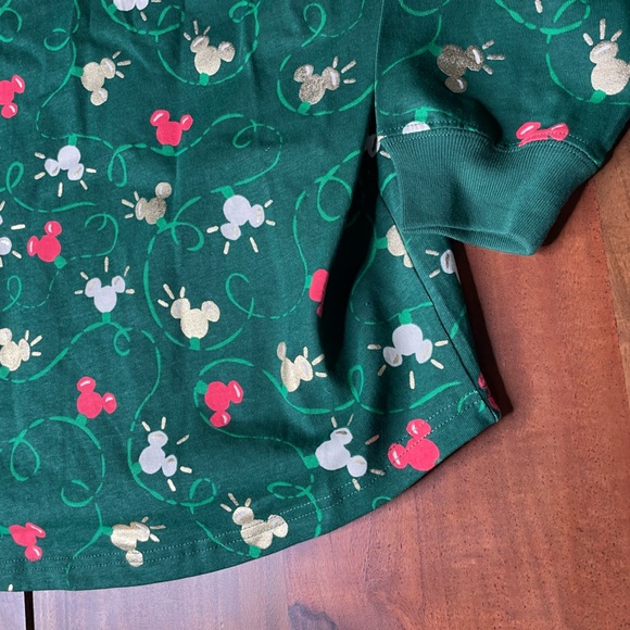 Mickey Mouse Icon Holiday Spirit Jersey for Adults – Disneyland Size Large NWT - Picture 4 of 11